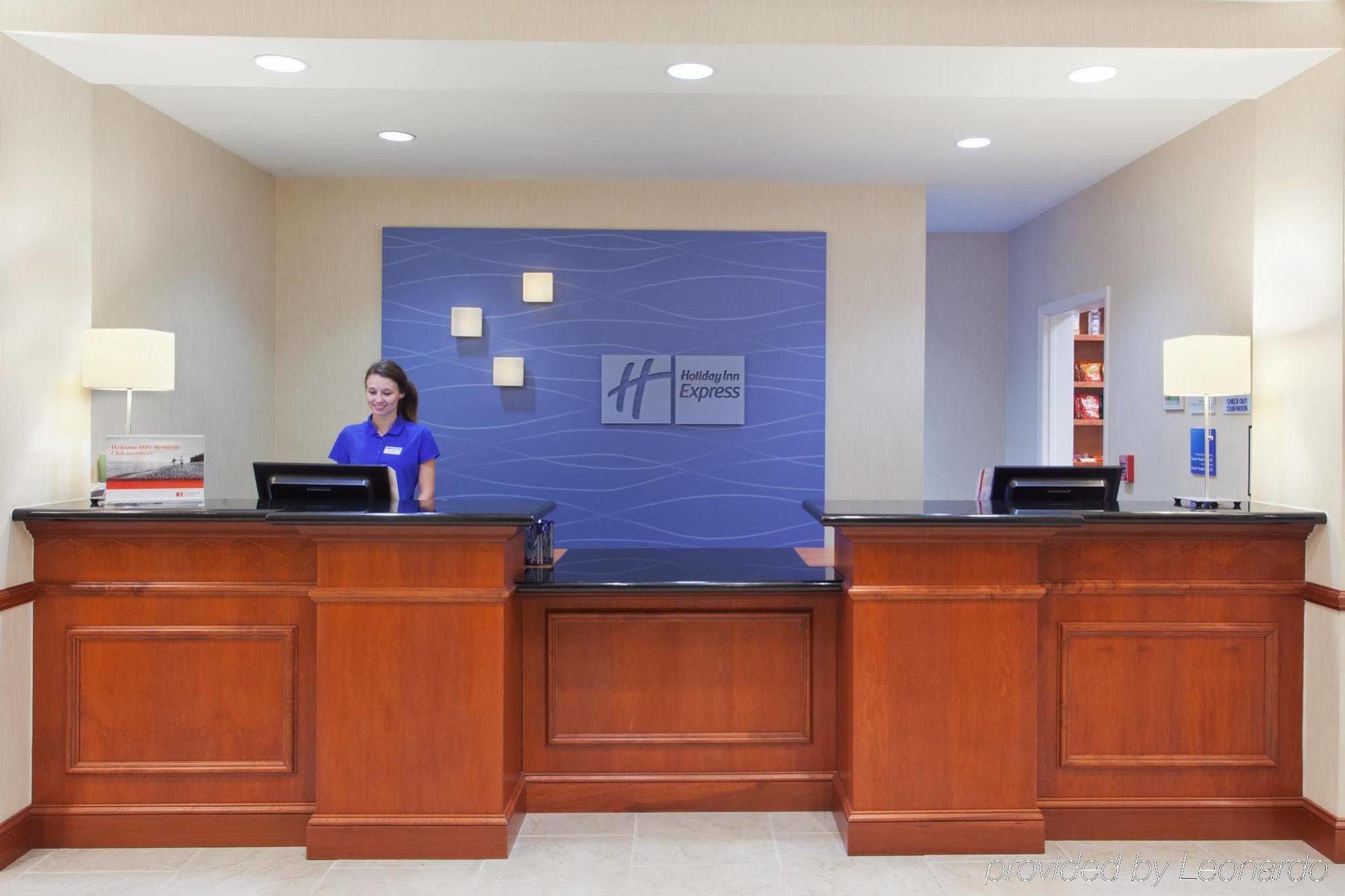 Holiday Inn Express & Suites Baton Rouge East By Ihg Prairieville Exterior photo