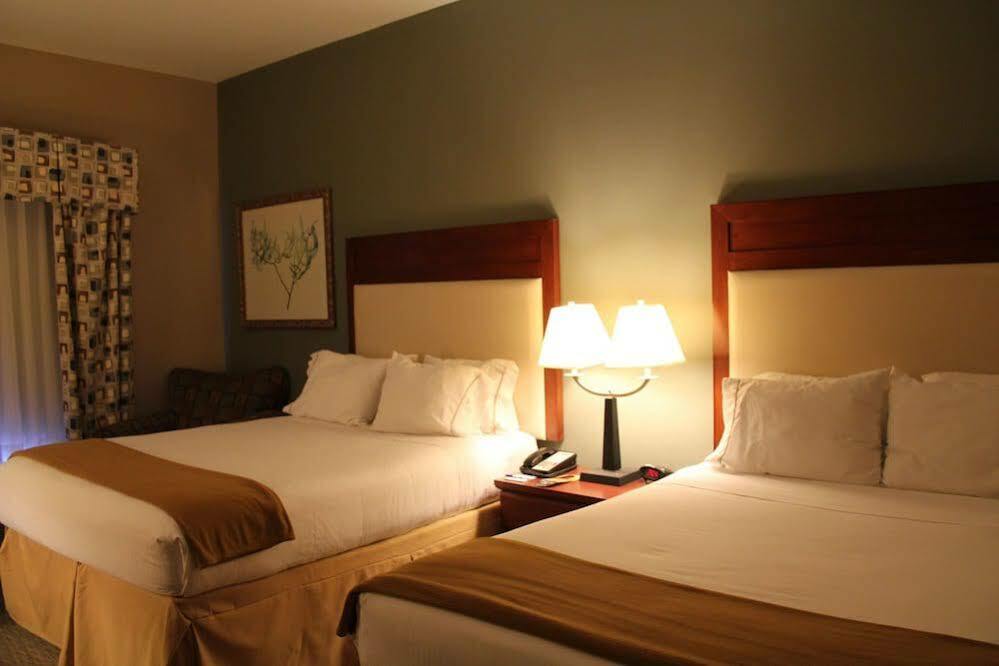 Holiday Inn Express & Suites Baton Rouge East By Ihg Prairieville Exterior photo